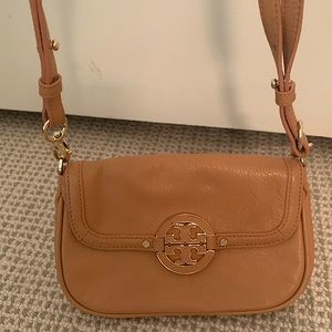 Tory Burch Amanda Crossbody Bag